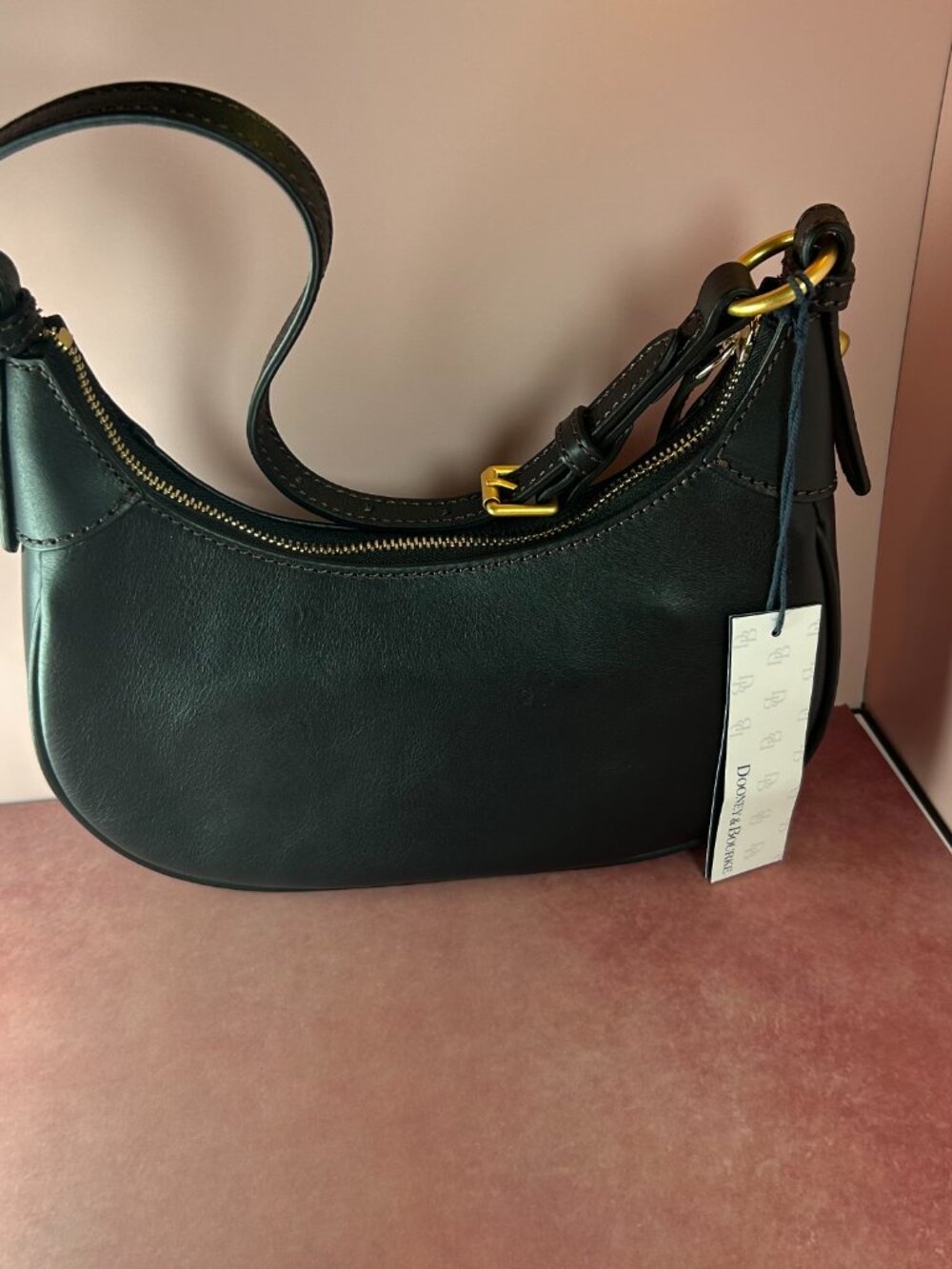 DOONEY & BOURKE LUCCA PEBBLED LEATHER BAGUETTE SHOULDER BAG - Picture 5 of 13